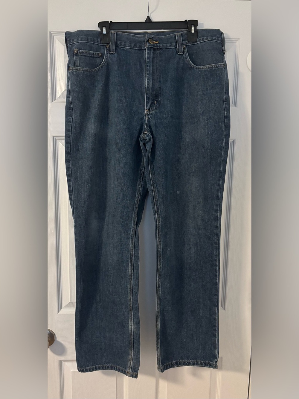Carhartt Men's 5 Pocket Relaxed Fit Straight Leg Denim Jeans 38 x 32 Medium Wash